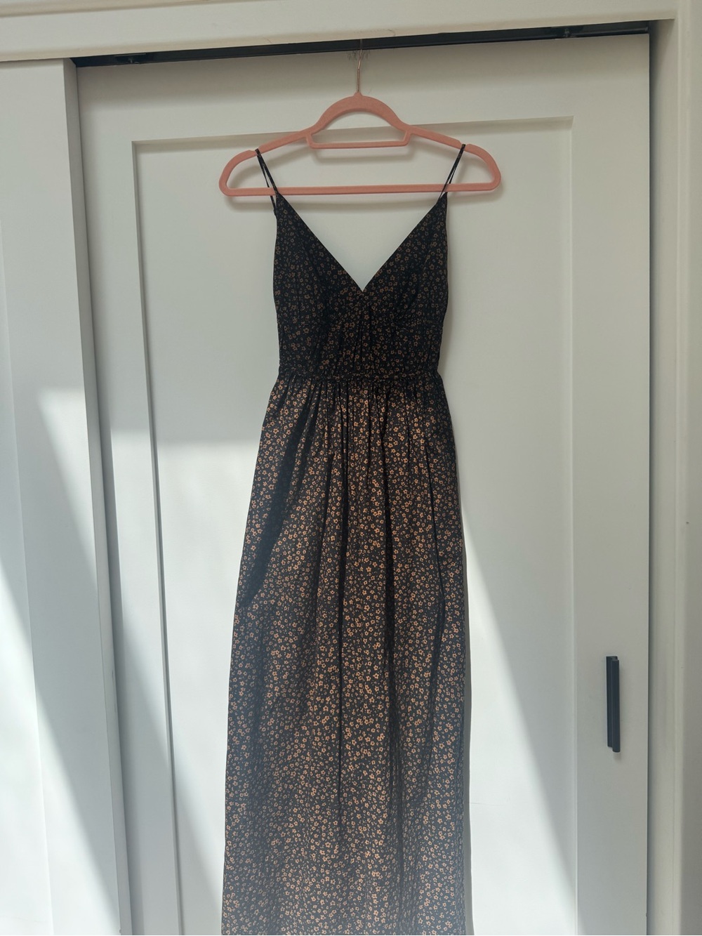 Club Monaco Sleeveless Floral Tie-Back Maxi Dress in Dark Brown